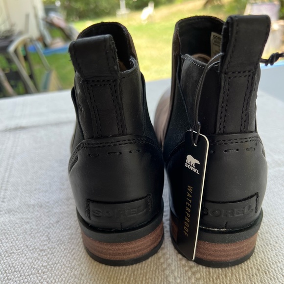 NWT Sorel Chelsea Boots - Picture 3 of 7